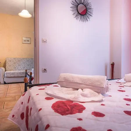 Appart hôtel Pansion Porto Tsi Ostrias 3*